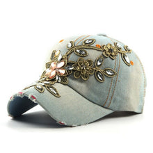 Load image into Gallery viewer, FLYBER Cotton Applique Baseball Cap